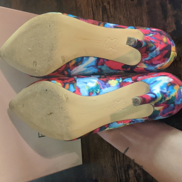 BCBGENERATION multicolor heels - Picture 3 of 4